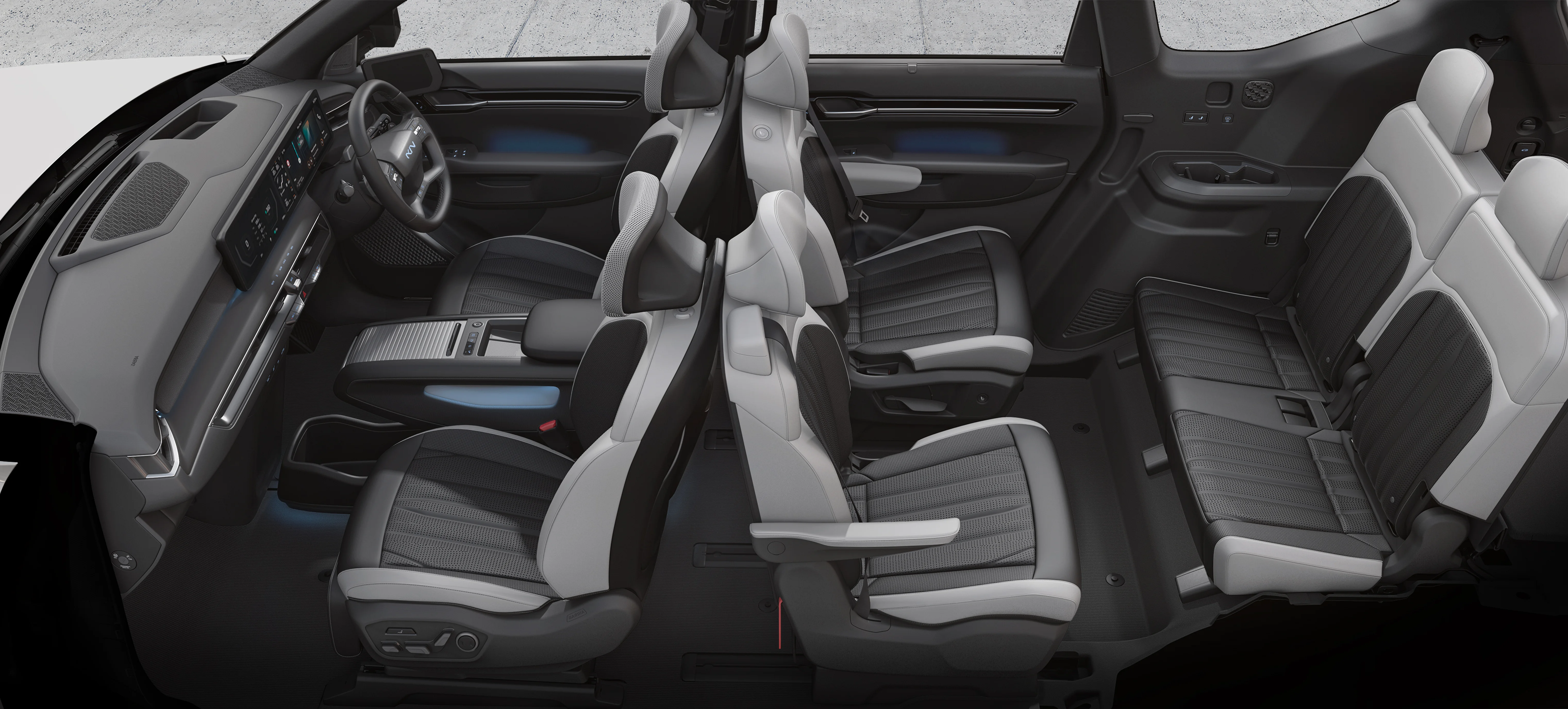 180-degree Swiveling Seats